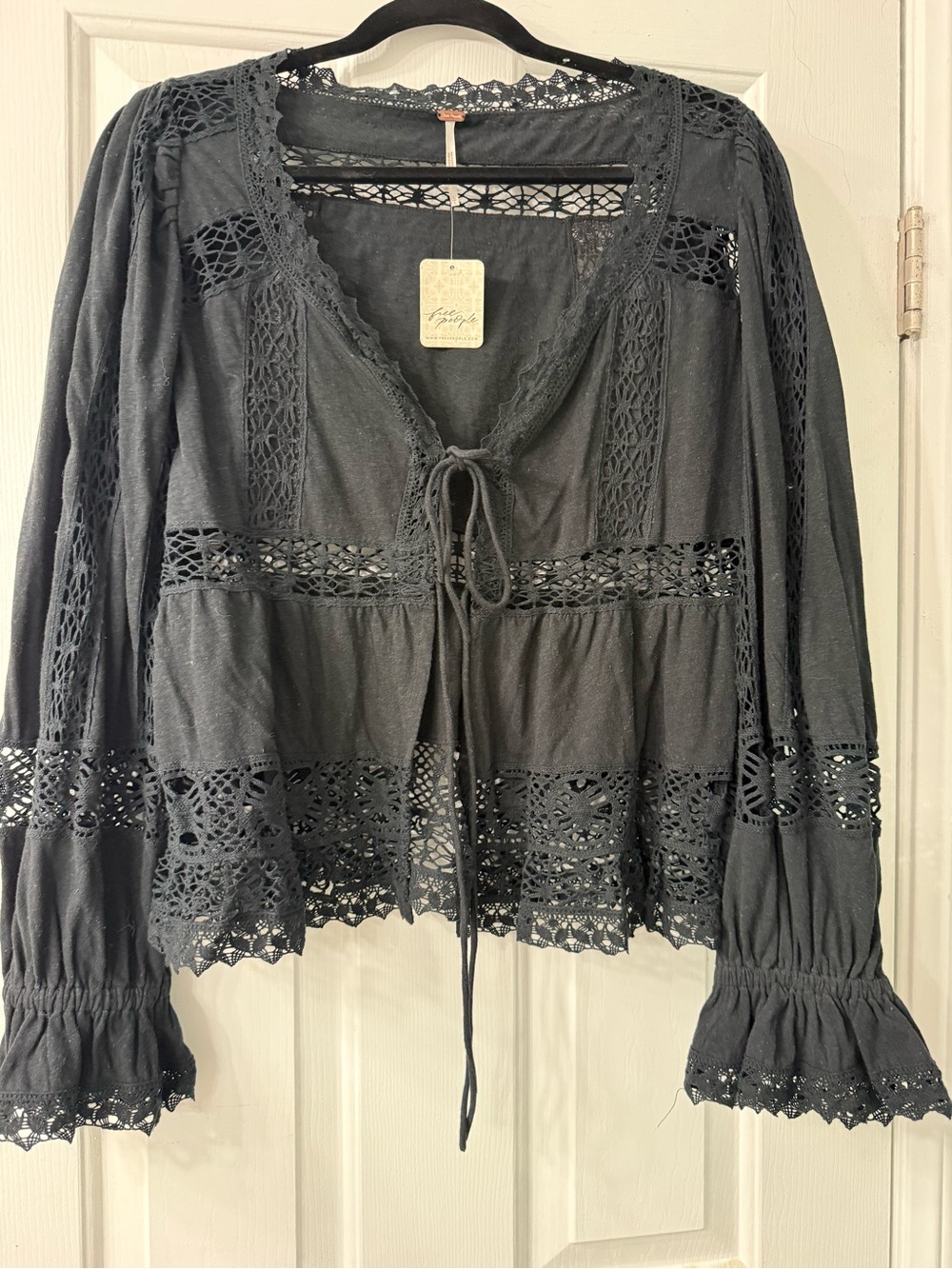Free People Gypsy-style Black Crochet Knit Tie-Front Women’s Top- size L